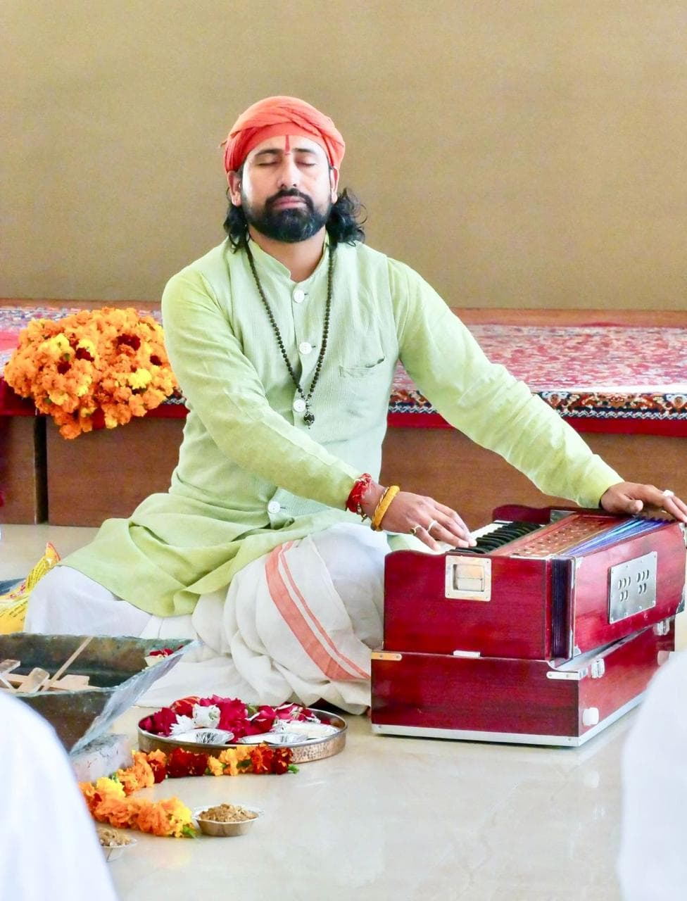 Acharya Mandeep Bhatt